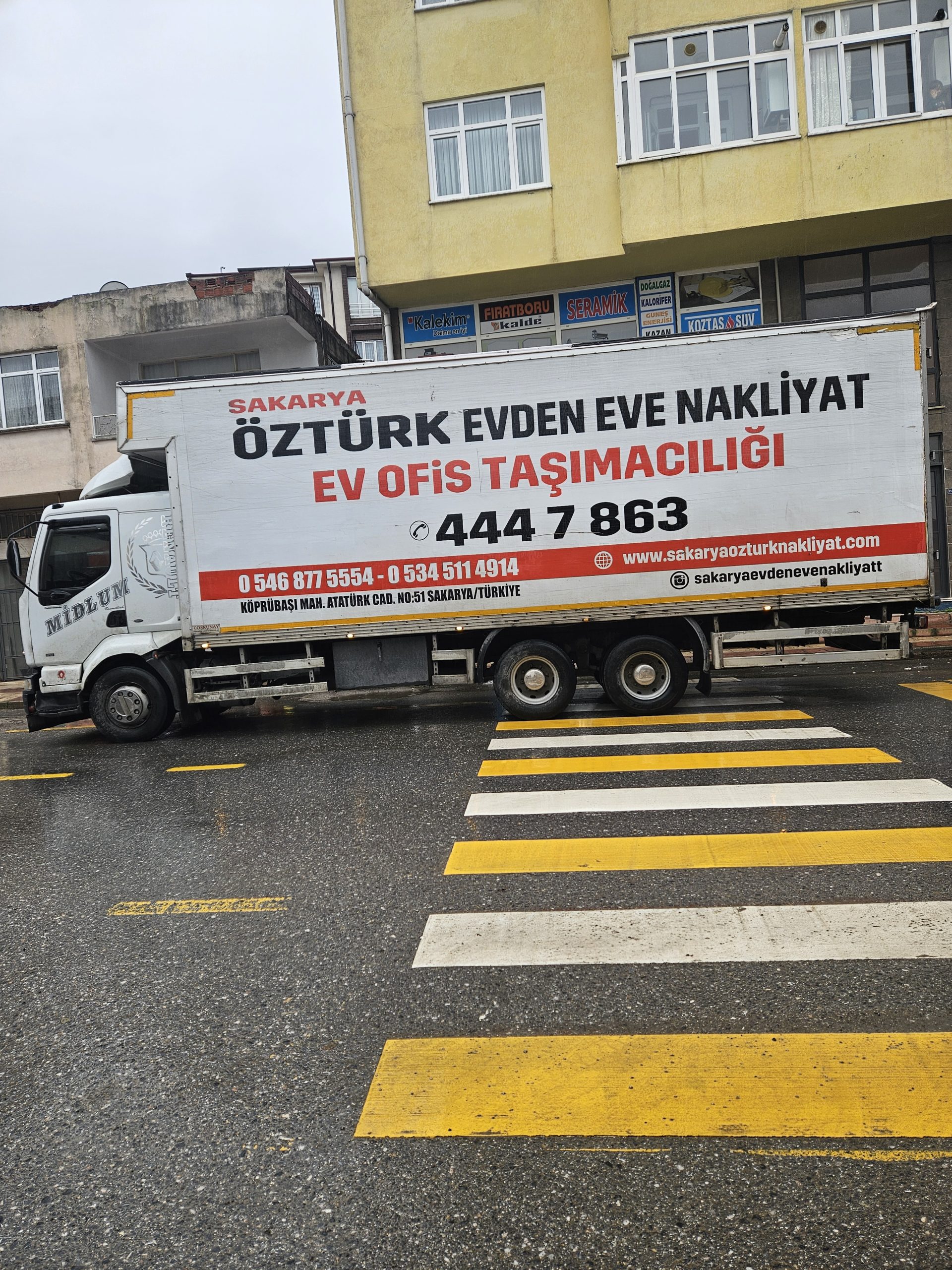 Söğütlü evden eve nakliyat aracı